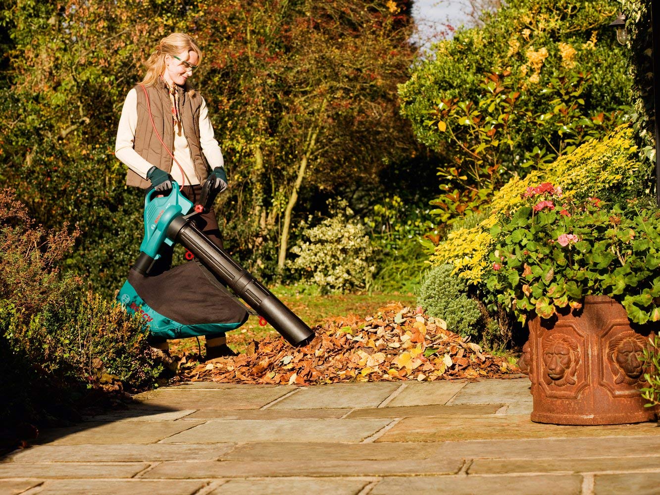 Aspirateur souffleur : les meilleures marques